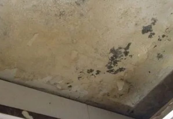 如东阳台漏水维修公司分享下如东卫生间渗水维修需要注意哪些问题。